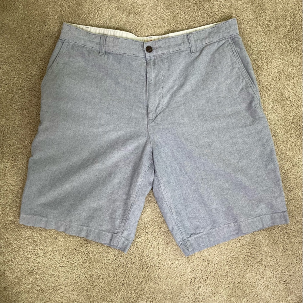 Dockers - excellent condition - shorts, size 36